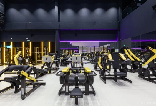 фитнес-клуб ddx fitness бирюсинка на булатниковской улице фото 4 - iogaplace.ru