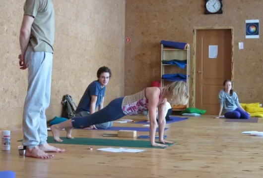 центр йоги и здоровья yoga ясенево фото 5 - iogaplace.ru