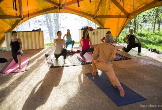 студия йоги i-yoga фото 6 - iogaplace.ru