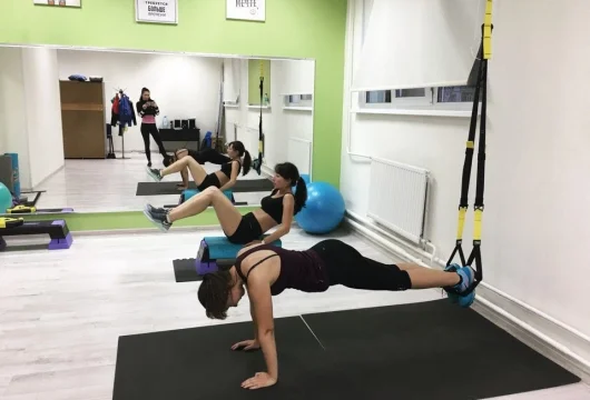 фитнес-клуб women`s fit фото 6 - iogaplace.ru