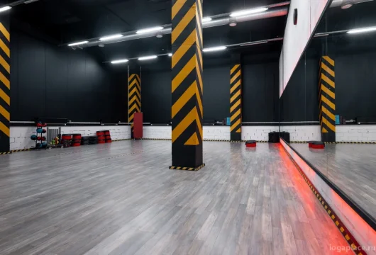 фитнес-клуб boomfit фото 8 - iogaplace.ru