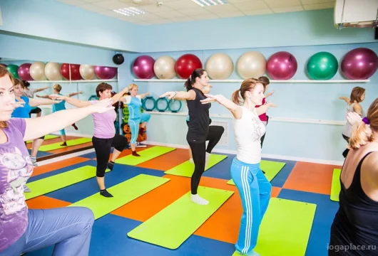 фитнес-клуб спорт-тайм фото 3 - iogaplace.ru