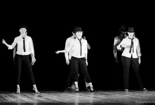 школа танцев dancemotion фото 6 - iogaplace.ru