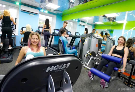 современный персональный фитнес-клуб s-fitness фото 4 - iogaplace.ru