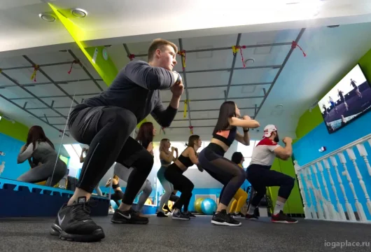 современный персональный фитнес-клуб s-fitness фото 3 - iogaplace.ru