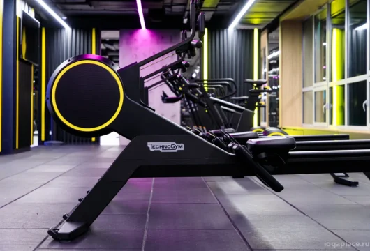 фитнес-клуб ddx fitness на кронштадтском бульваре фото 18 - iogaplace.ru