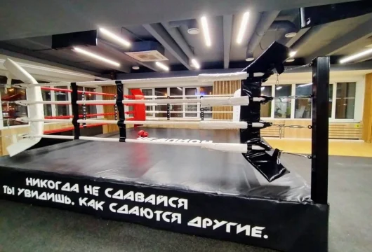 фитнес-клуб maximum отрадное фото 1 - iogaplace.ru